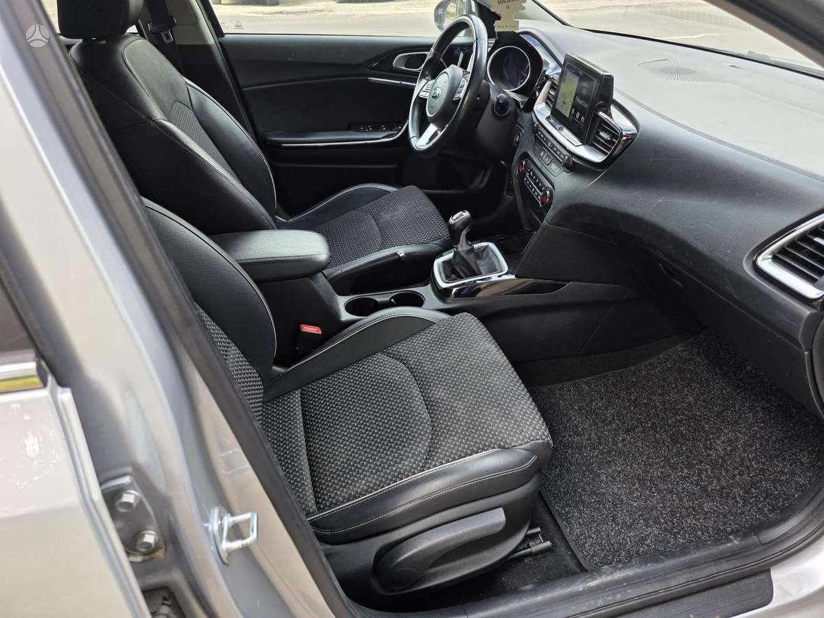 Kia Ceed, 1.6 l., Универсал