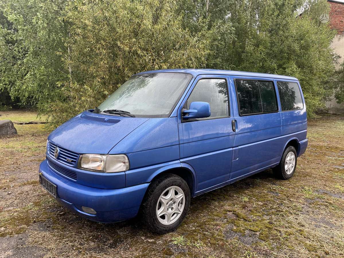 Volkswagen Multivan - 2