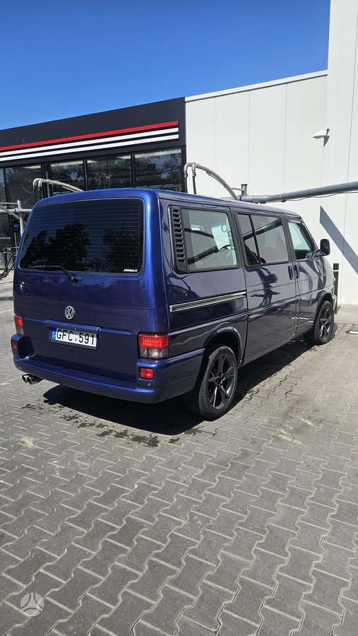 Volkswagen Multivan - 3