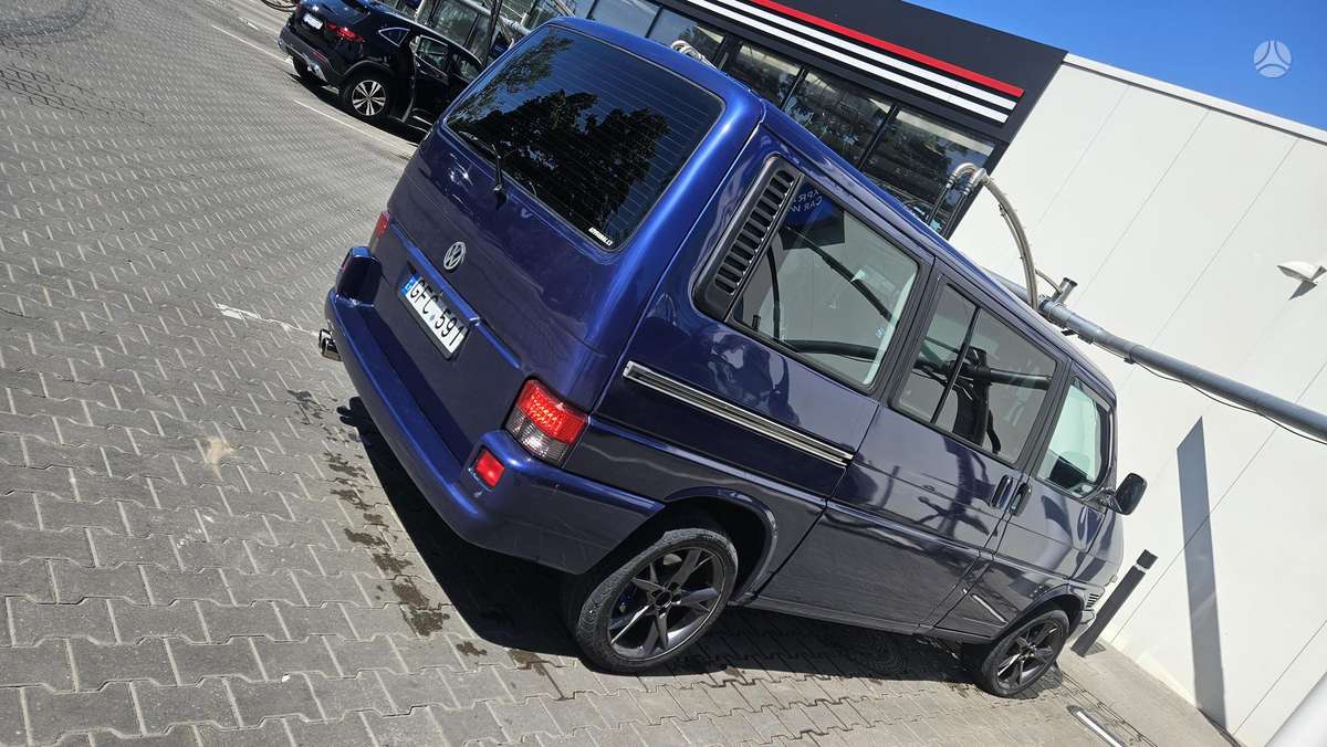 Volkswagen Multivan - 6