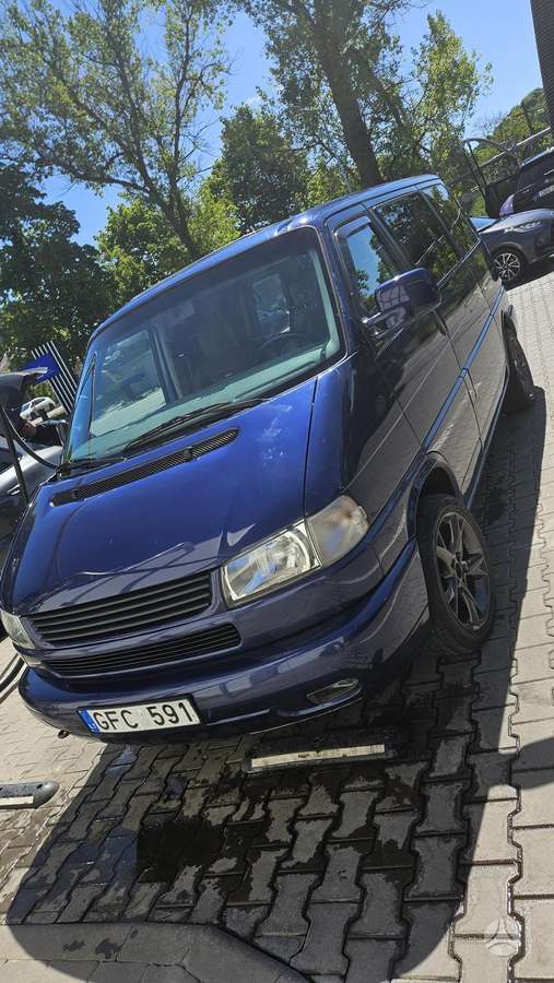 Volkswagen Multivan, 2.5 l., Минивэн