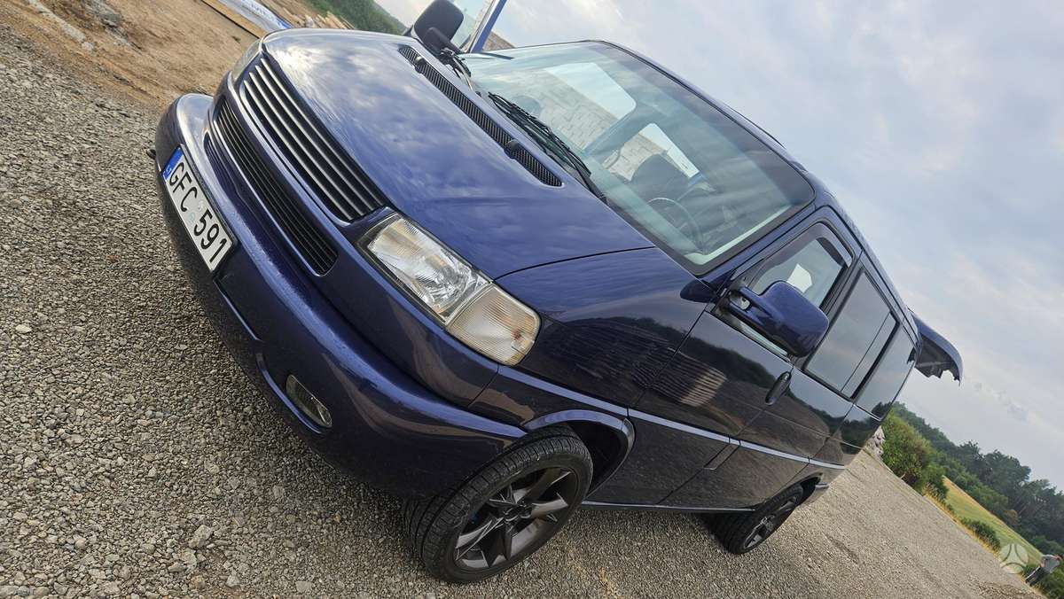Volkswagen Multivan, 2.5 l., Минивэн