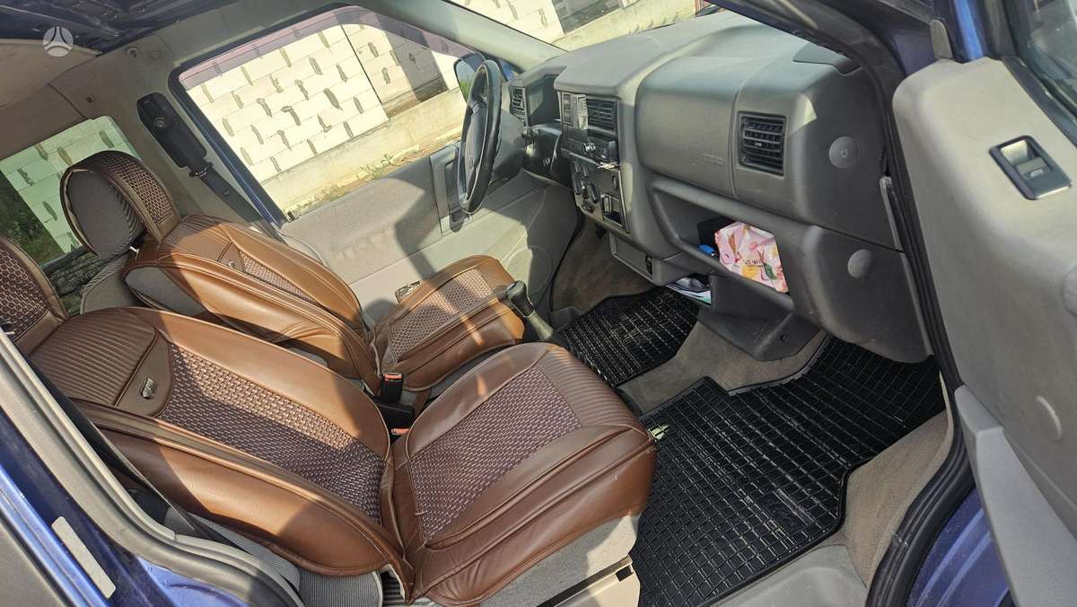 Volkswagen Multivan, 2.5 l., Минивэн