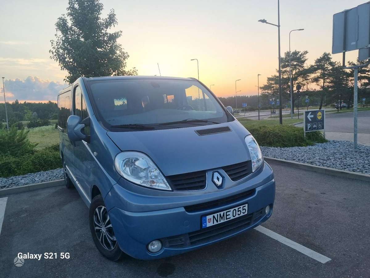 Renault Trafic, 2.0 l., Минивэн
