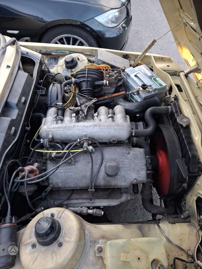 BMW 320, 2.0 l., Седан