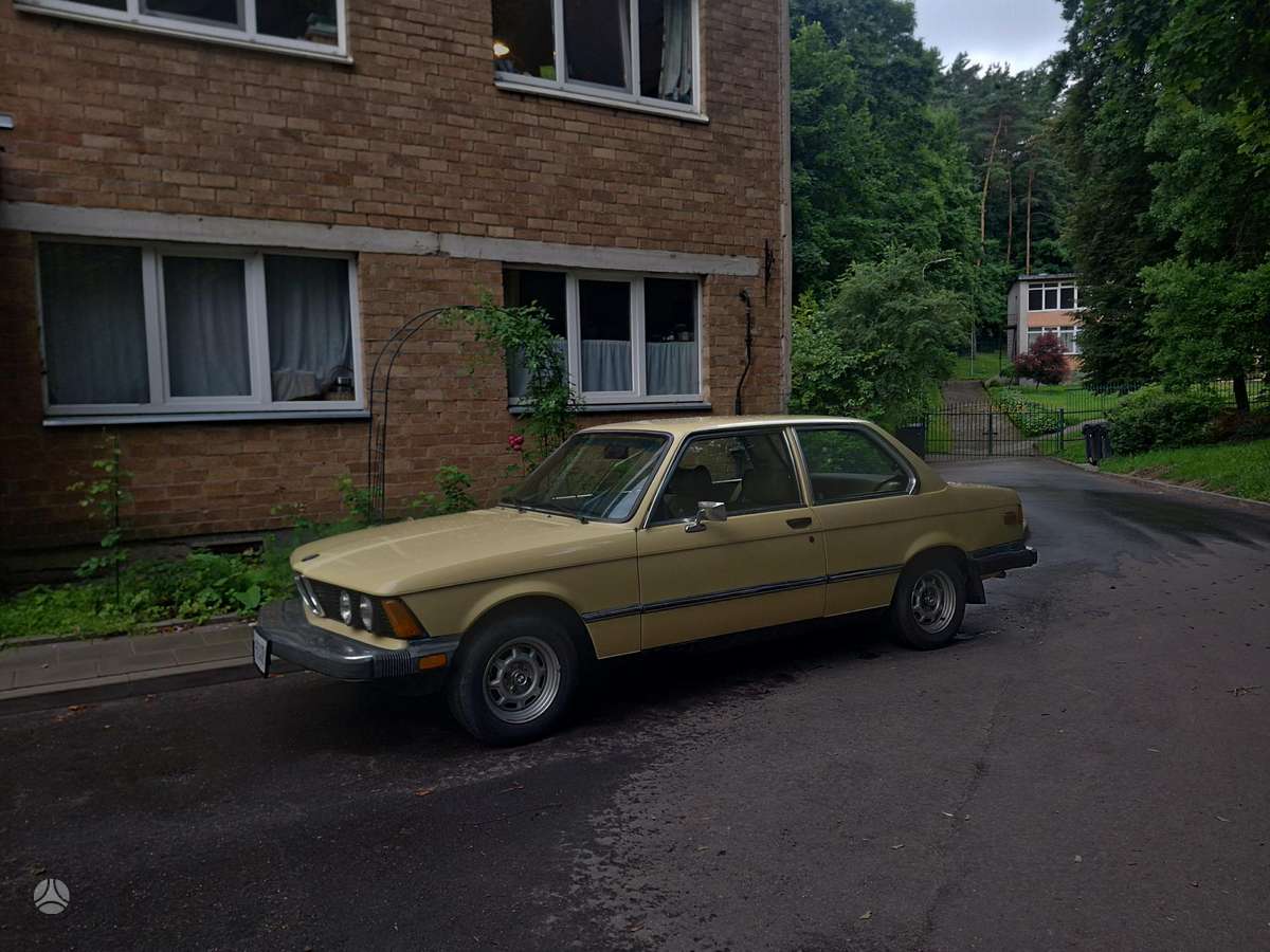 BMW 320, 2.0 l., Седан