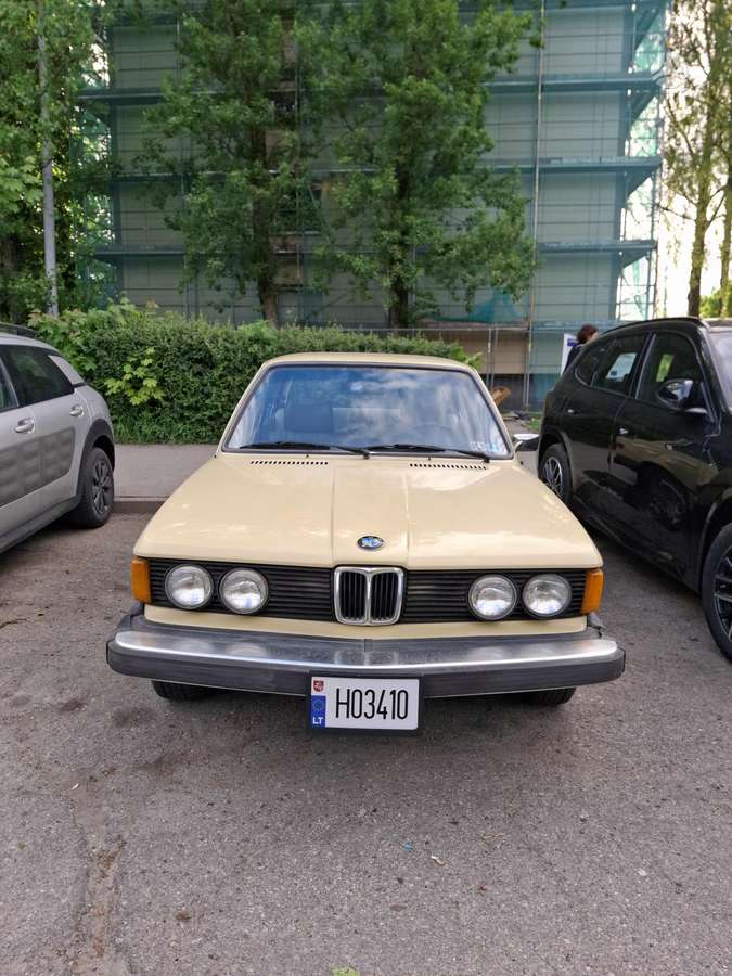 BMW 320, 2.0 l., Седан