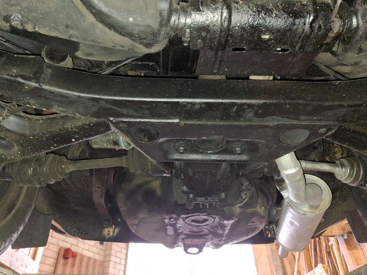 BMW 320, 2.0 l., Седан