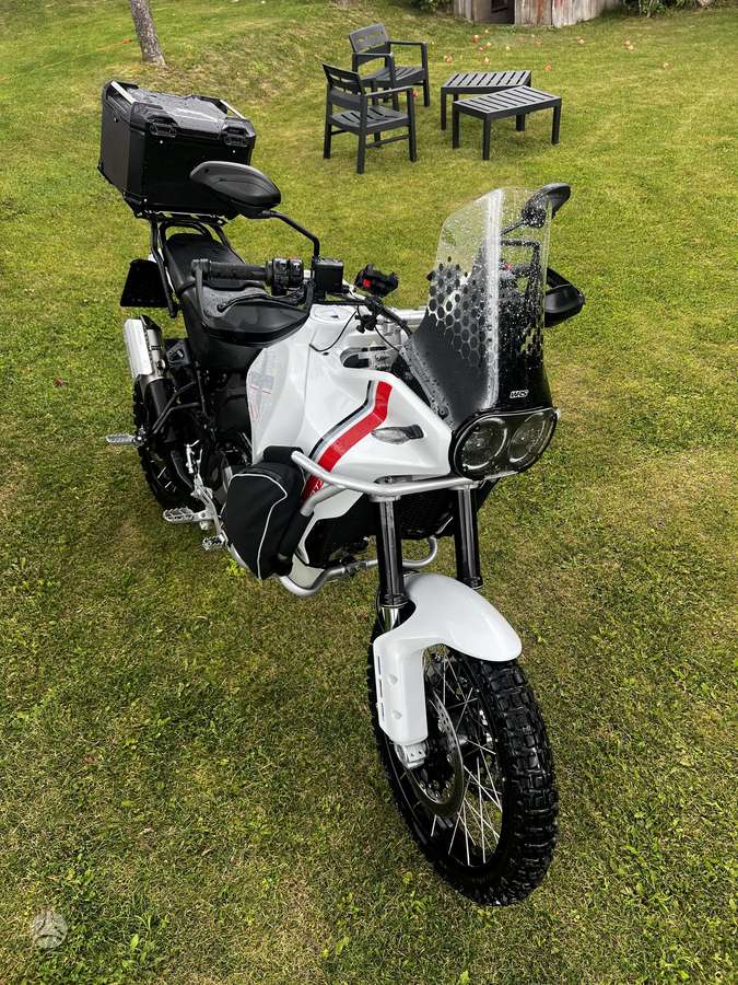 Ducati DesertX 937cc, touring / sport touring