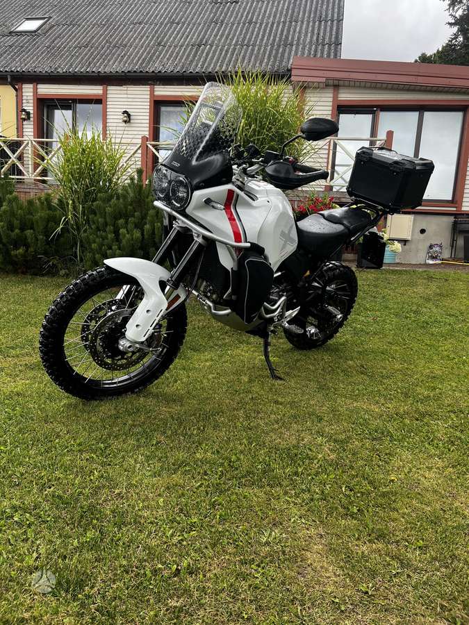 Ducati DesertX 937cc, touring / sport touring