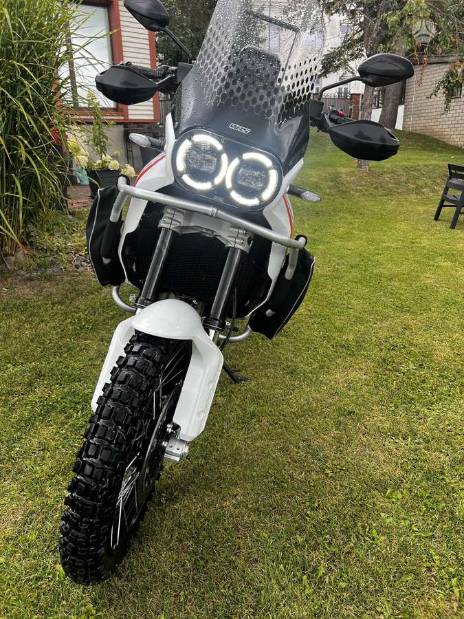 Ducati DesertX 937cc, touring / sport touring