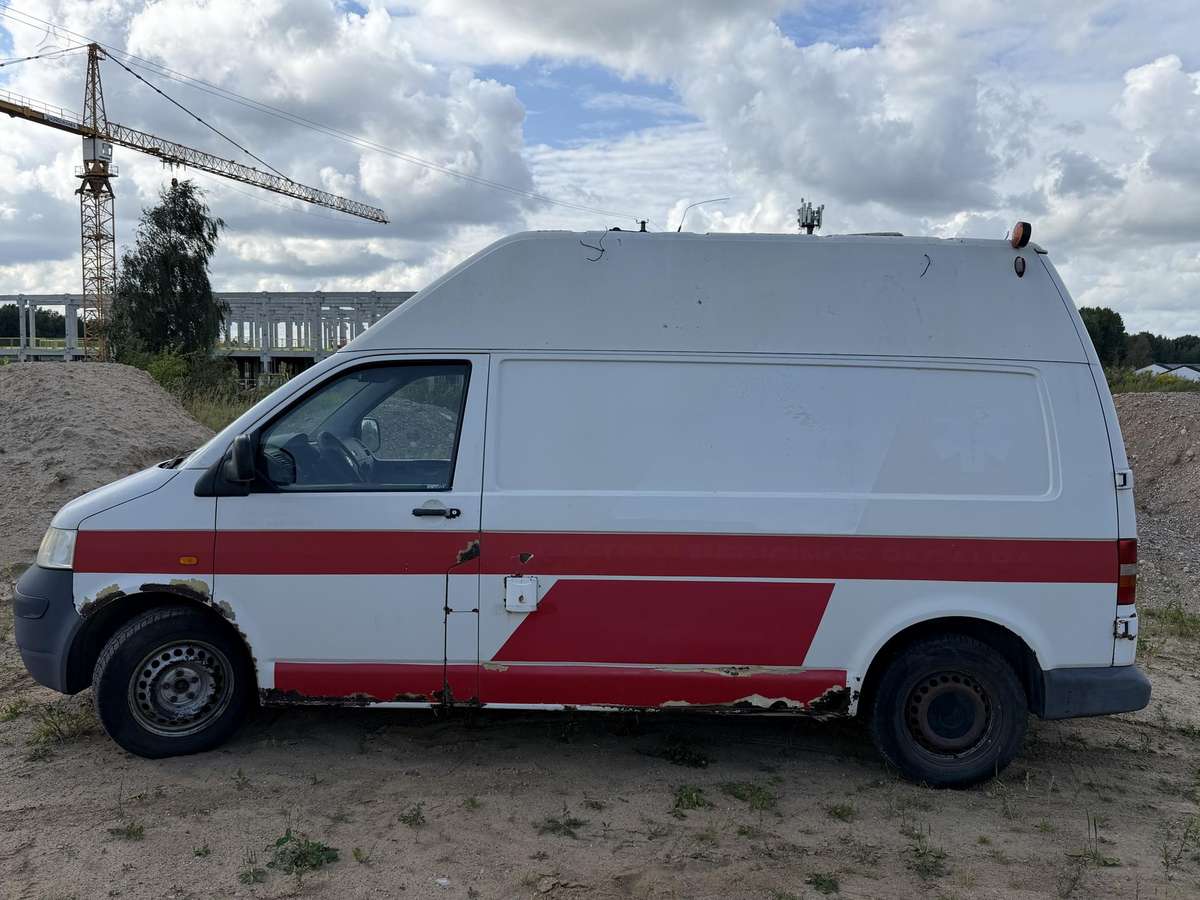 Volkswagen Transporter - 3