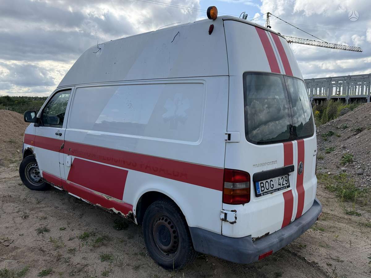 Volkswagen Transporter - 4