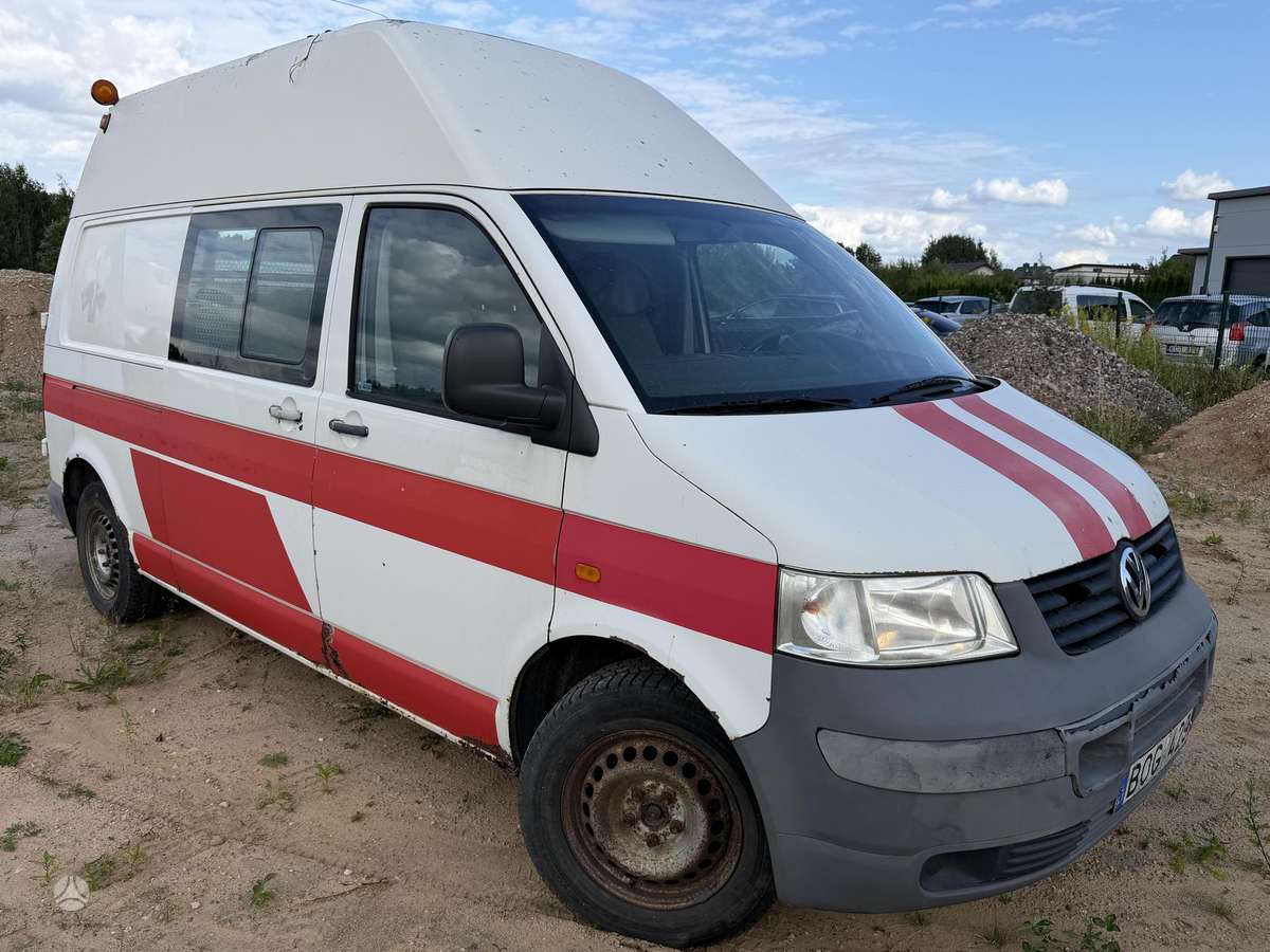 Volkswagen Transporter - 1