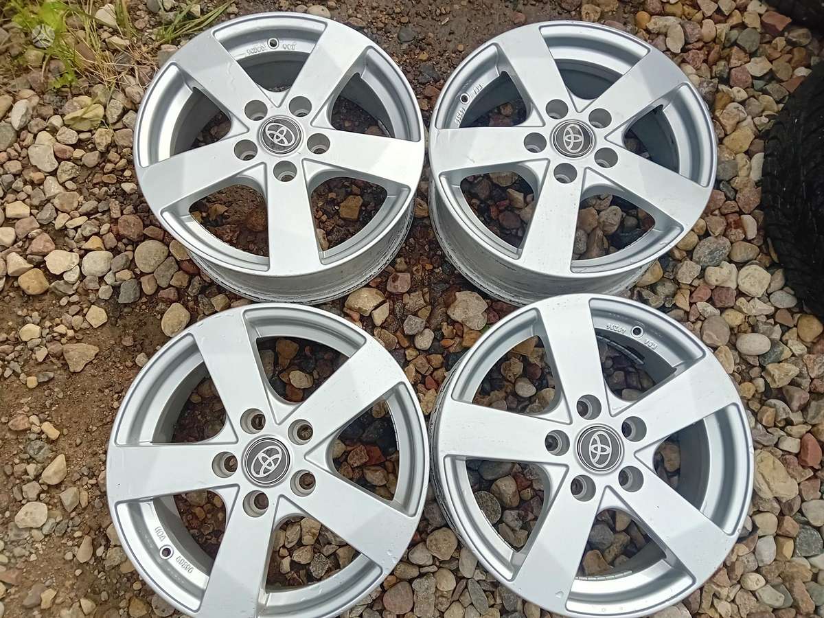 Toyota, lengvojo lydinio, R16