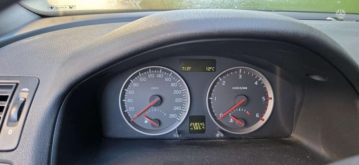 Volvo C30, 2.0 l., coupe
