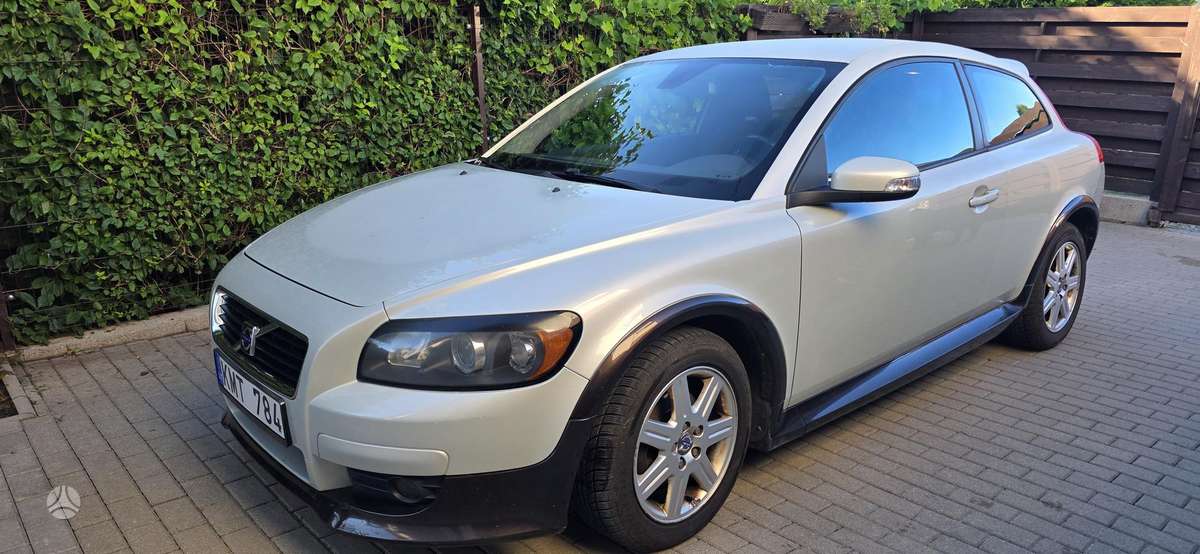 Volvo C30, 2.0 l., Купе (coupe)