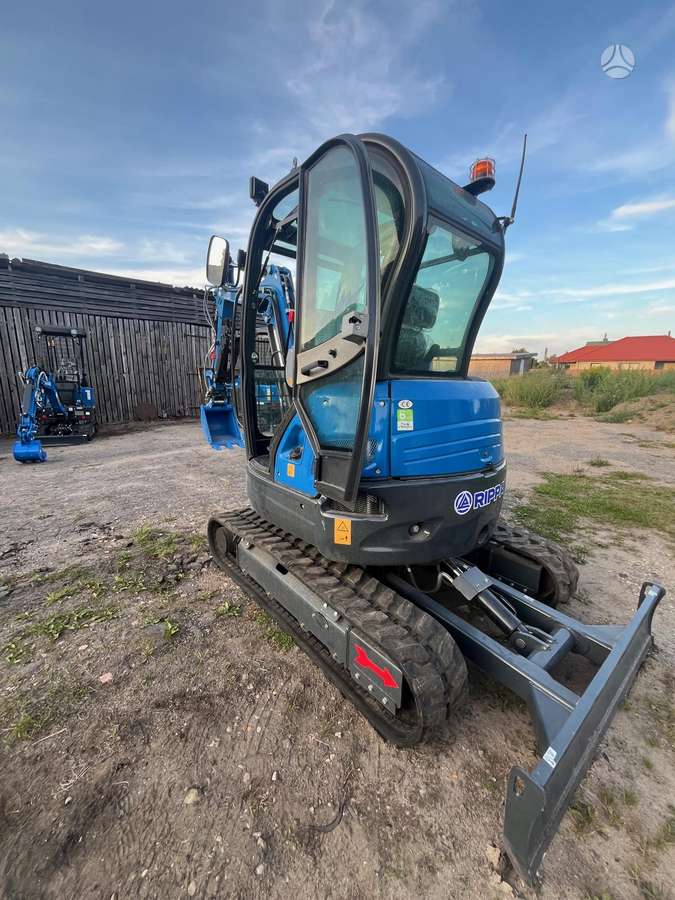 -Kita- 3,2t, ekskavatori