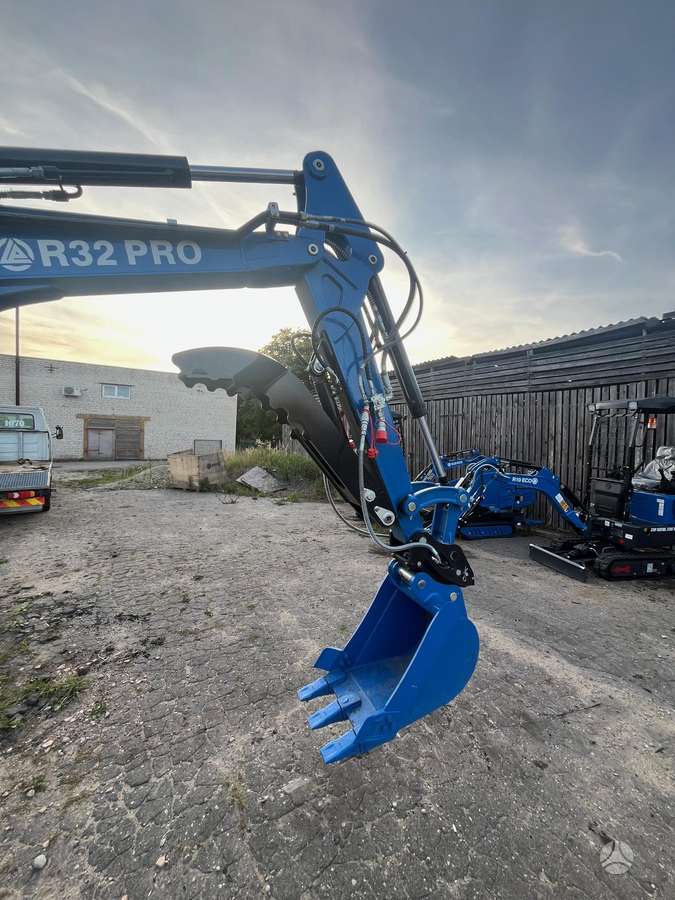 -Kita- 3,2t, excavator