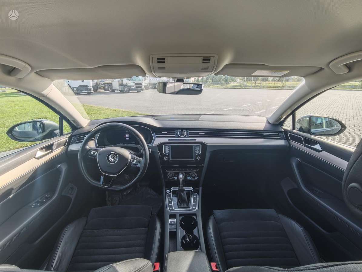 Volkswagen Passat - 6