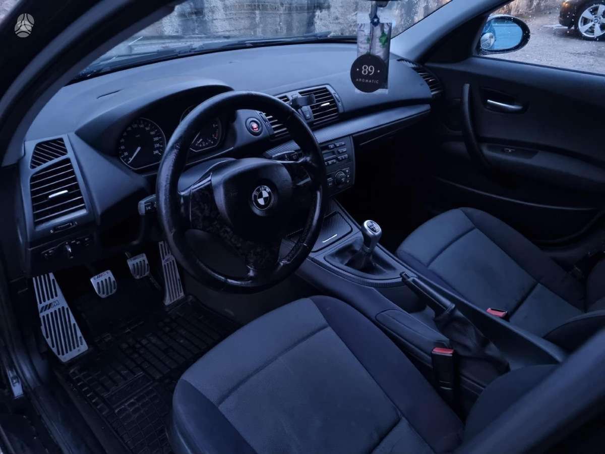 BMW 116, 1.6 l., hatchback