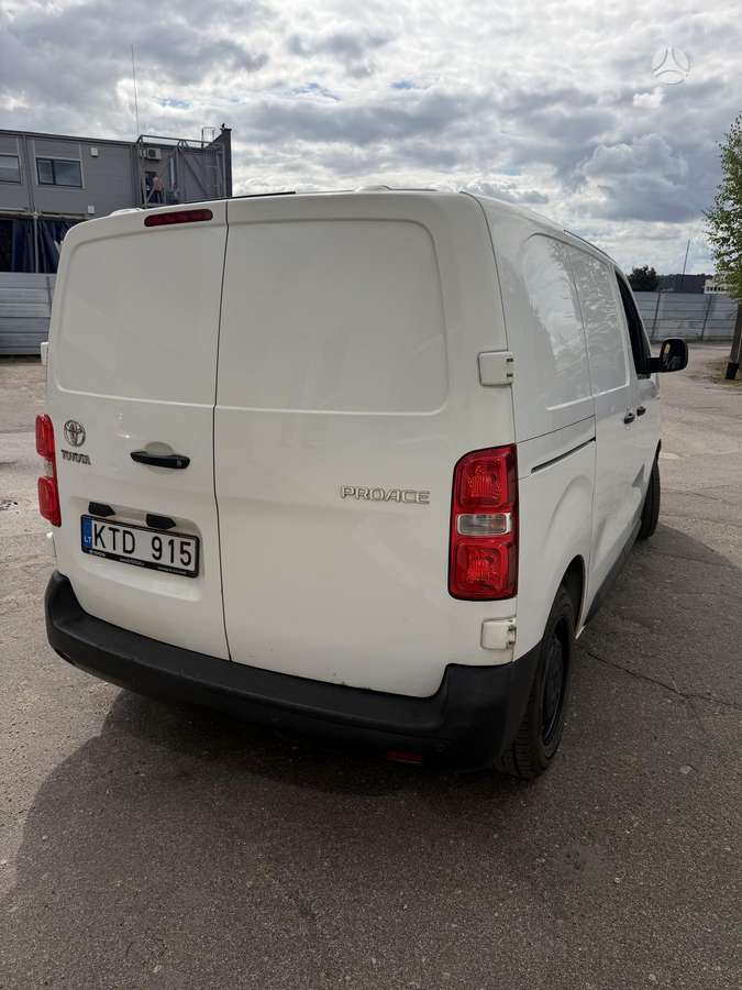 Toyota Proace - 2