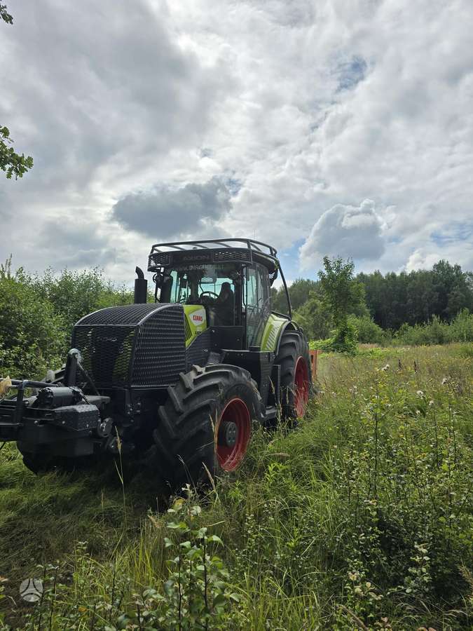 Claas Axion 870, tractors