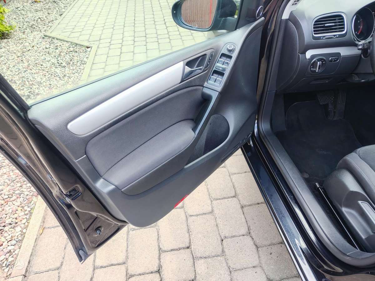 Volkswagen Golf, 1.4 l., hatchback