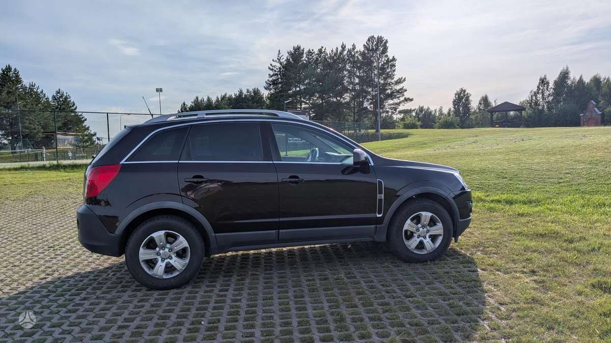 Opel Antara, 2.2 l., Внедорожник / Кроссовер