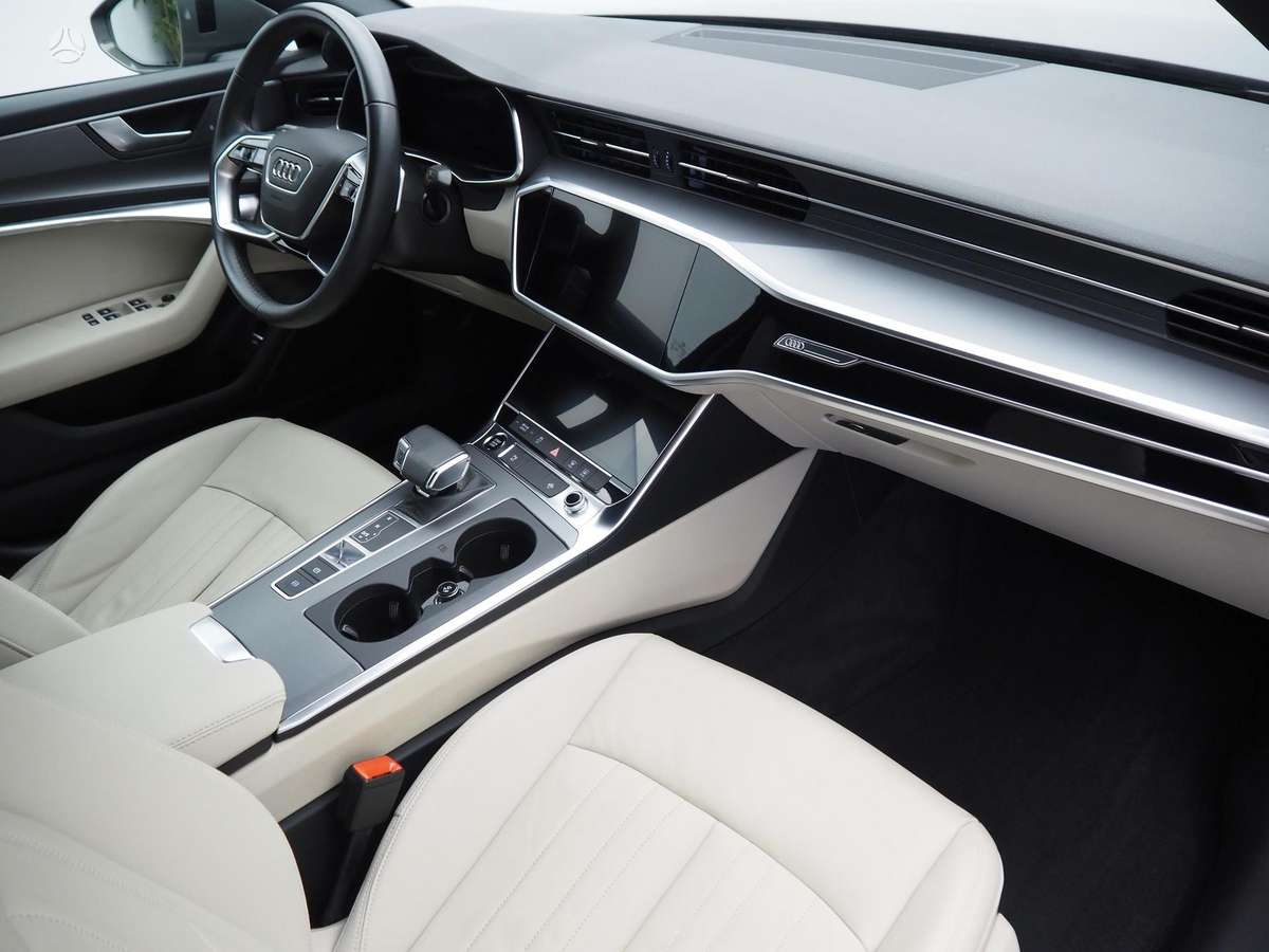Audi A6, 2.0 l., Седан