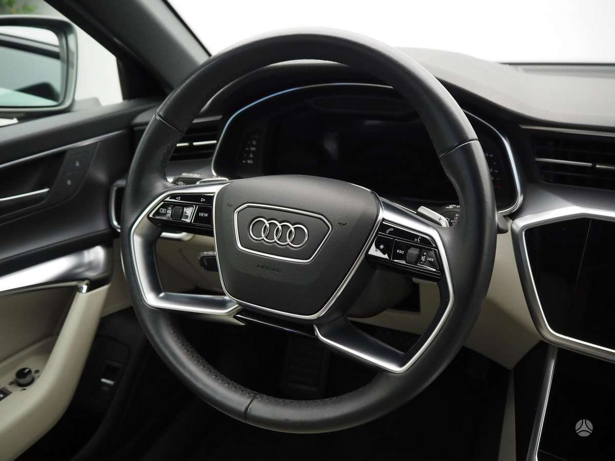 Audi A6, 2.0 l., Седан