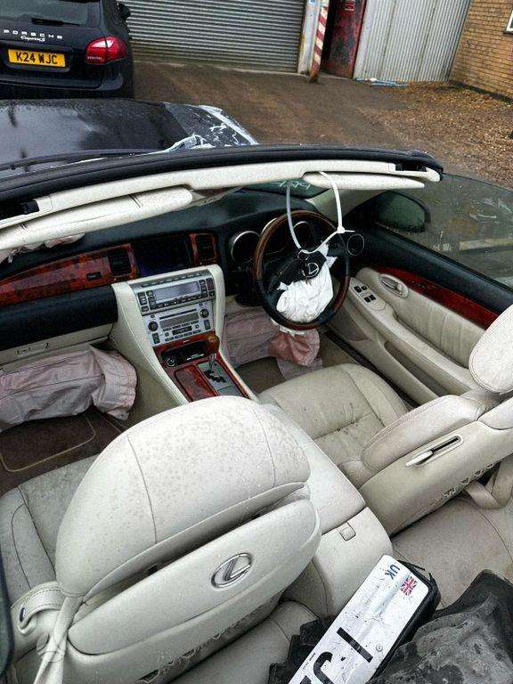 Lexus SC 430