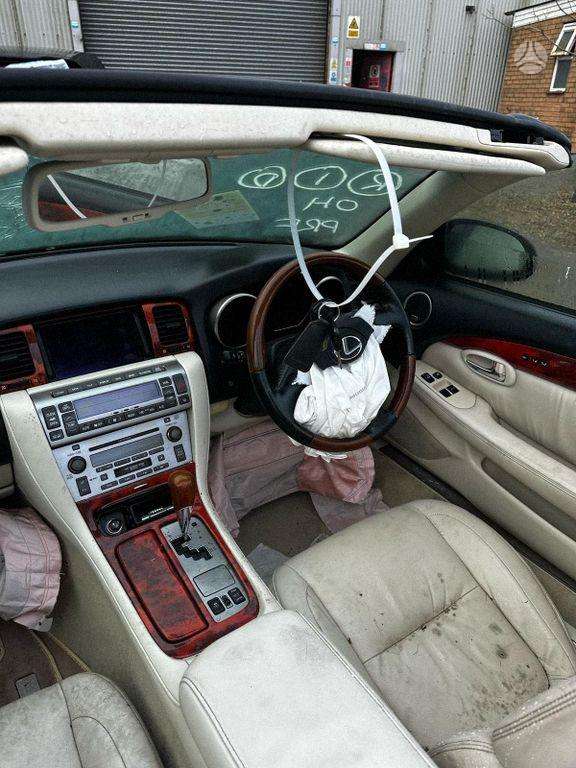 Lexus SC 430