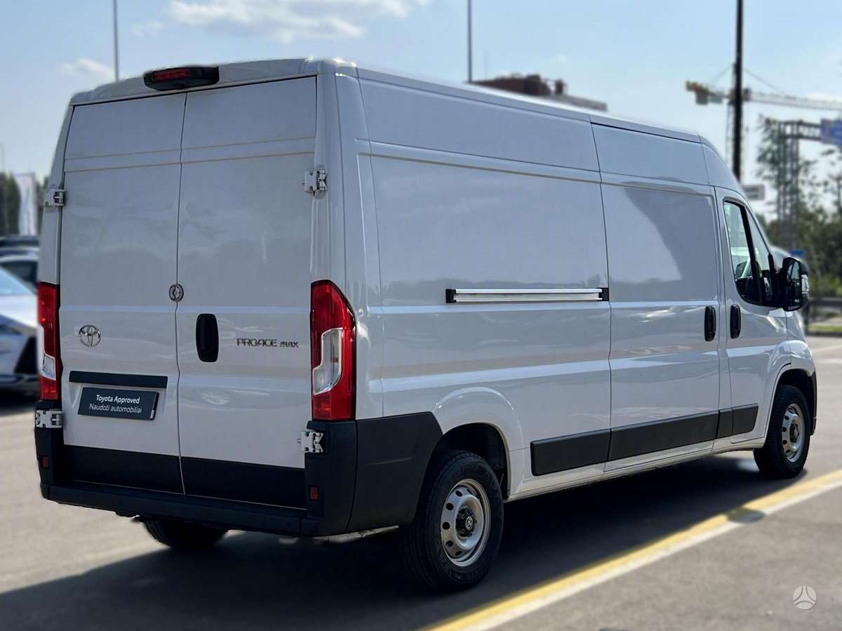Toyota Proace Max - 9