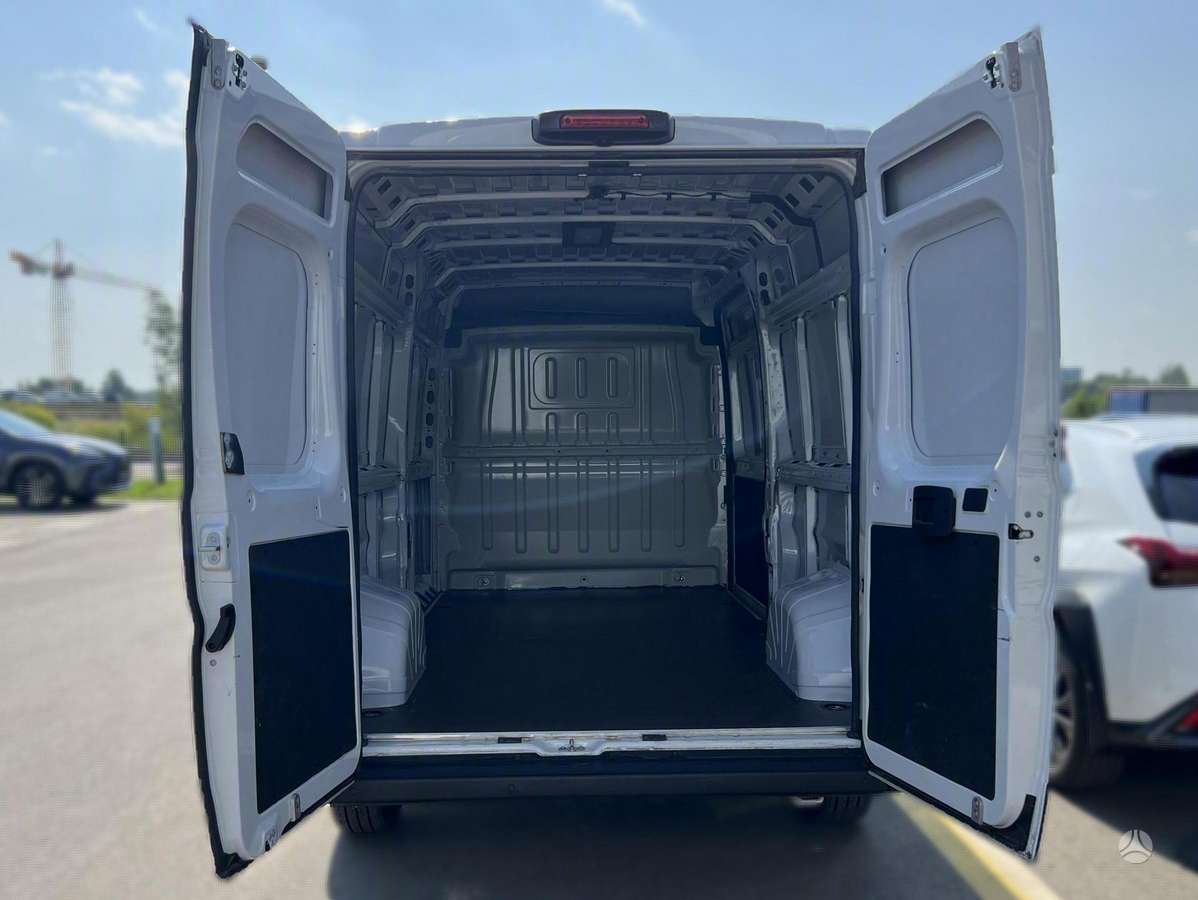Toyota Proace Max - 10