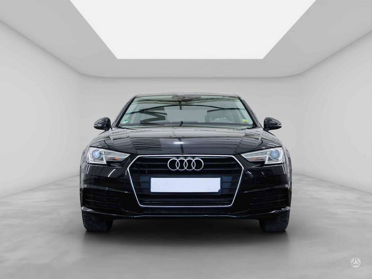 Audi A4, 2.0 l., Седан