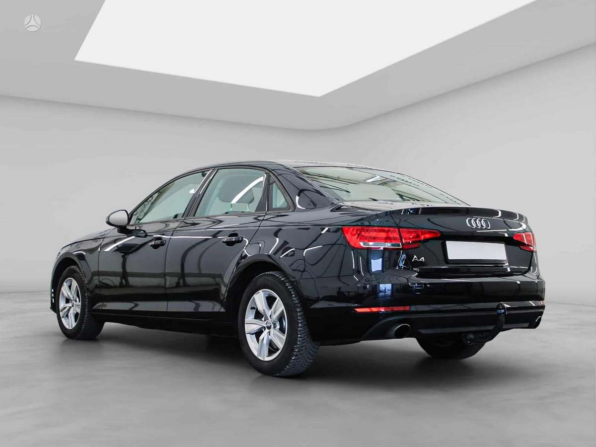 Audi A4, 2.0 l., Седан
