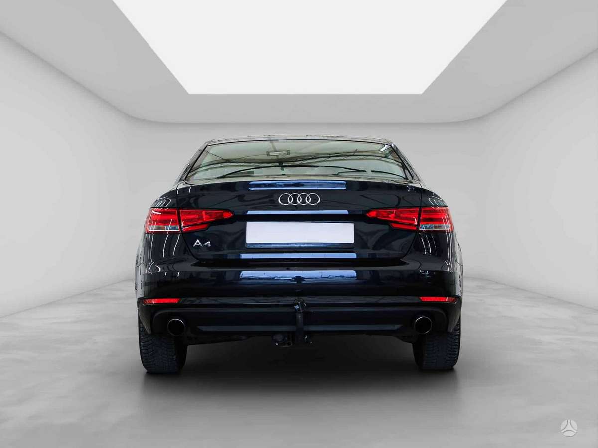 Audi A4, 2.0 l., Седан