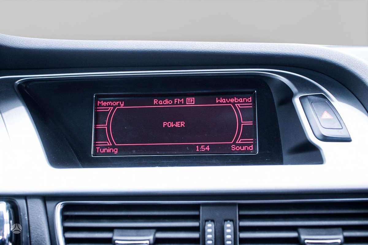 Audi A4, 2.0 l., Универсал