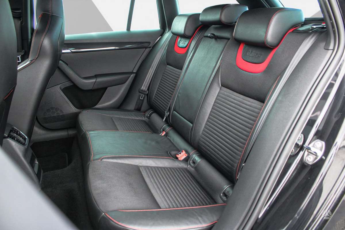 Škoda Octavia - 11
