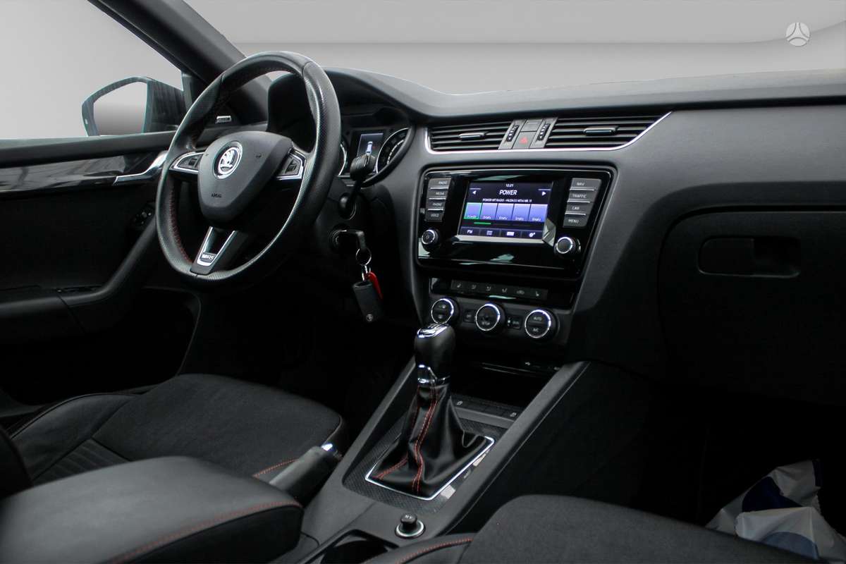 Škoda Octavia - 12