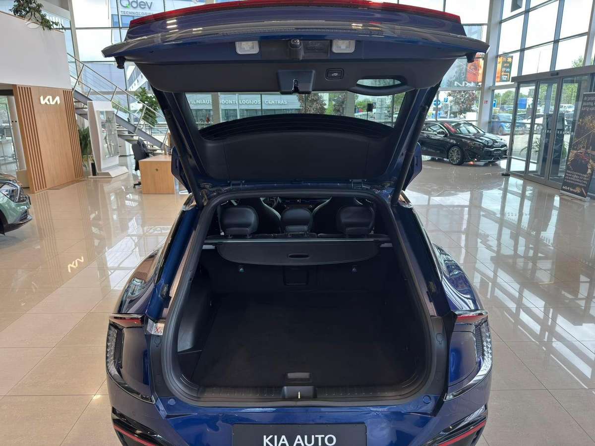 Kia EV6, 77 kWh, hatchback
