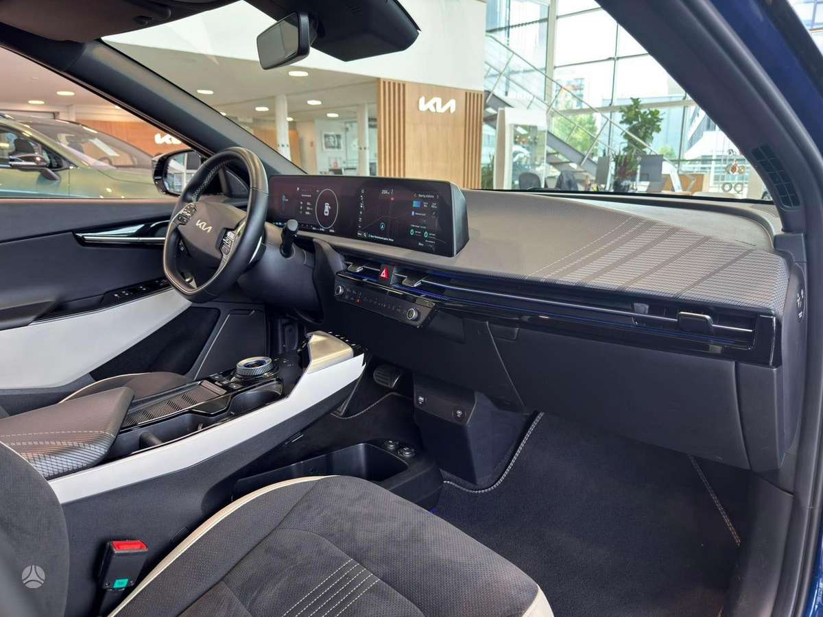 Kia EV6, 77 kWh, hatchback