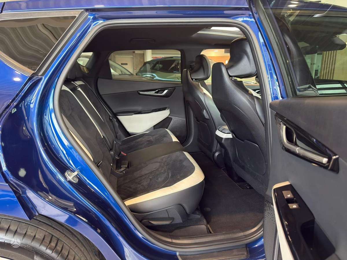 Kia EV6, 77 kWh, hatchback