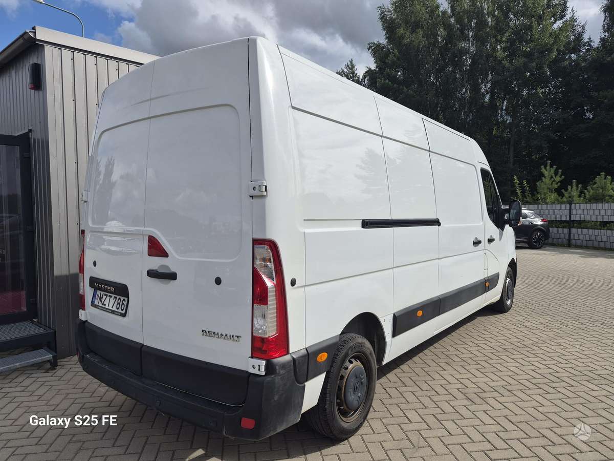 Renault Master, 2.3 l., Минивэн