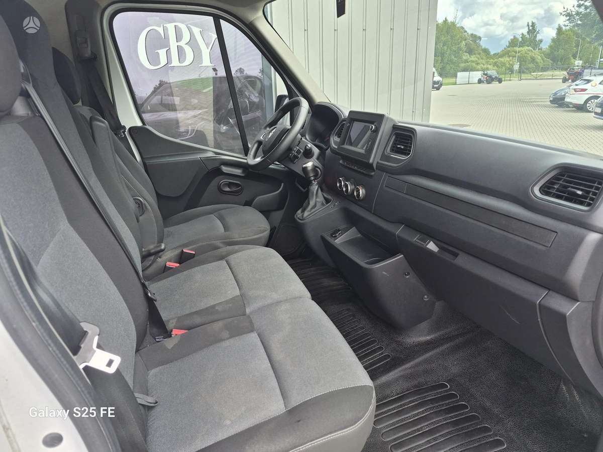 Renault Master, 2.3 l., Минивэн
