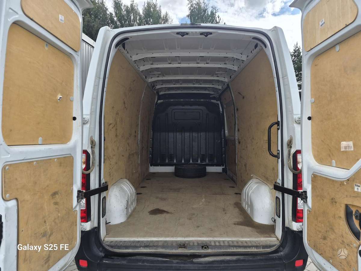 Renault Master, 2.3 l., Минивэн