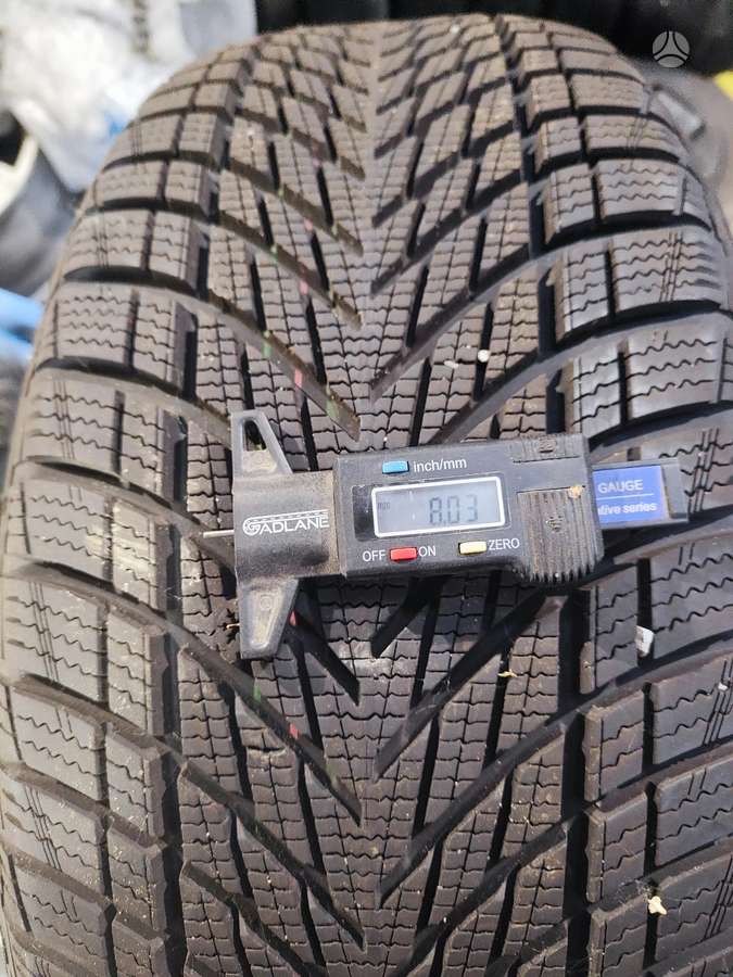 Goodyear, winter 235/45 R20