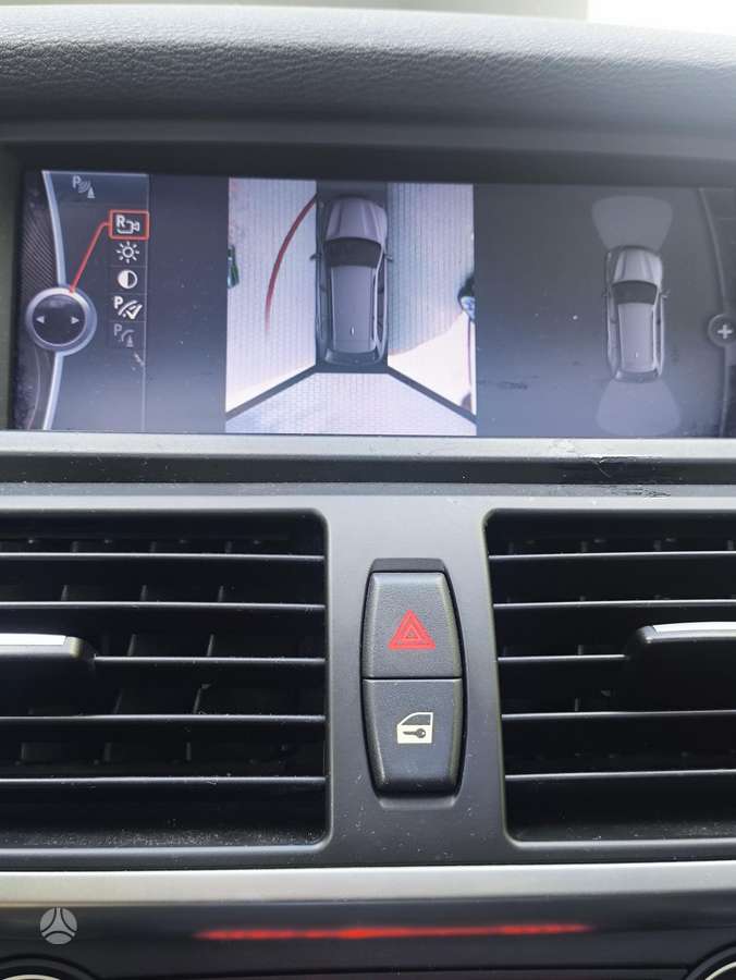 BMW X5, 3.0 l., off-road / crossover