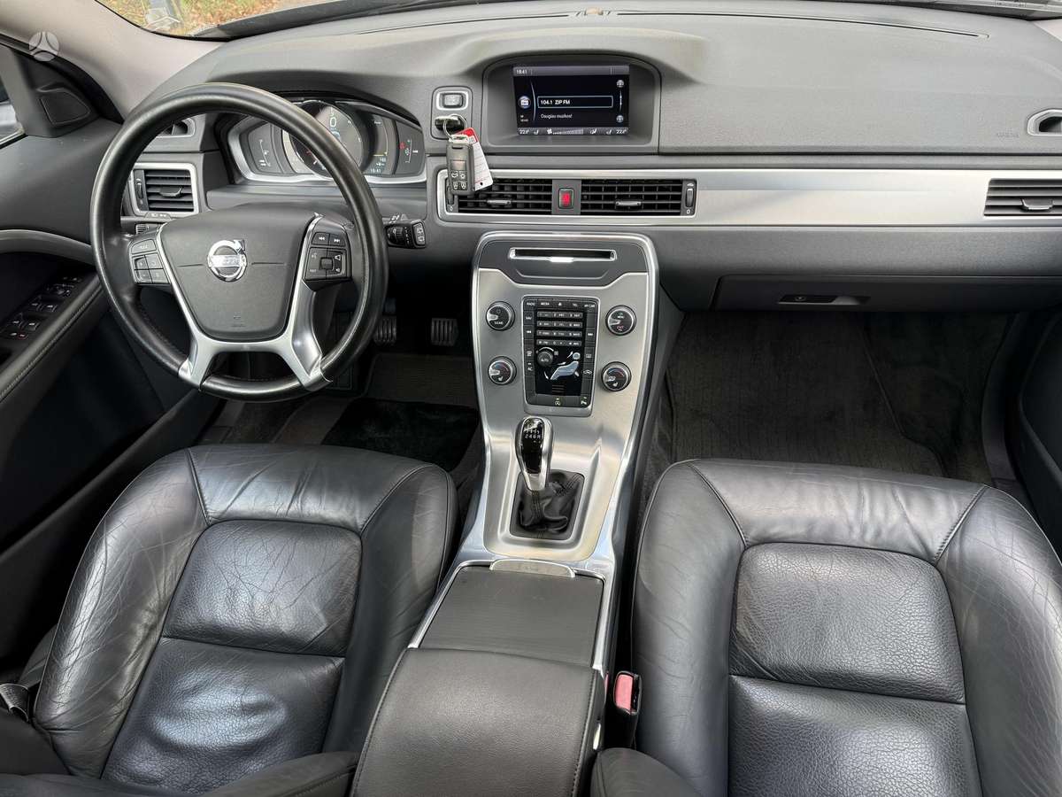 Volvo V70, 2.0 l., Универсал